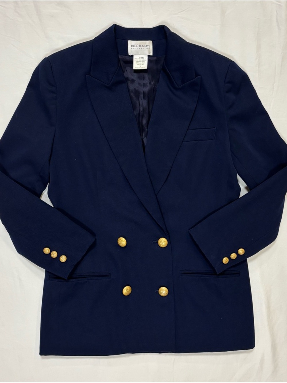 100% Wool Hugo Buscati Double-Breasted Navy Blazer with Gold Buttons